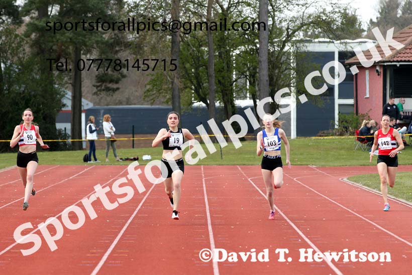 200 metres, 2021 NECAA Open Graded Meeting, Morpeth. Photo: David T. Hewitson/Sports for All Pics